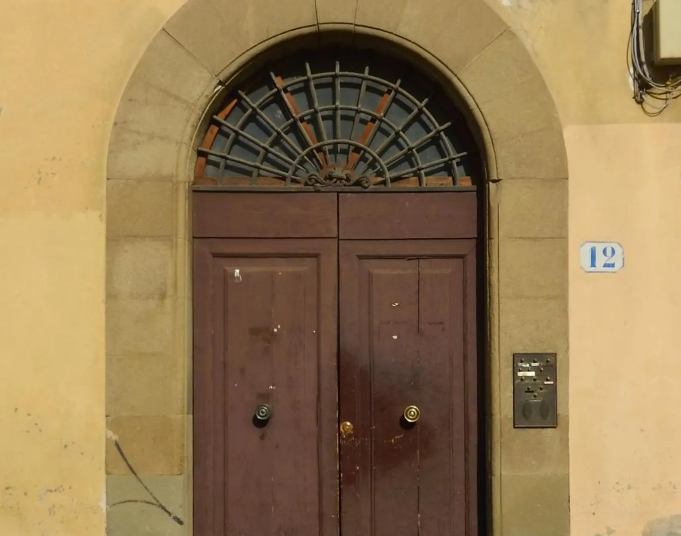 Great Location Just Infront Of Pitti Palace Florens 0*,