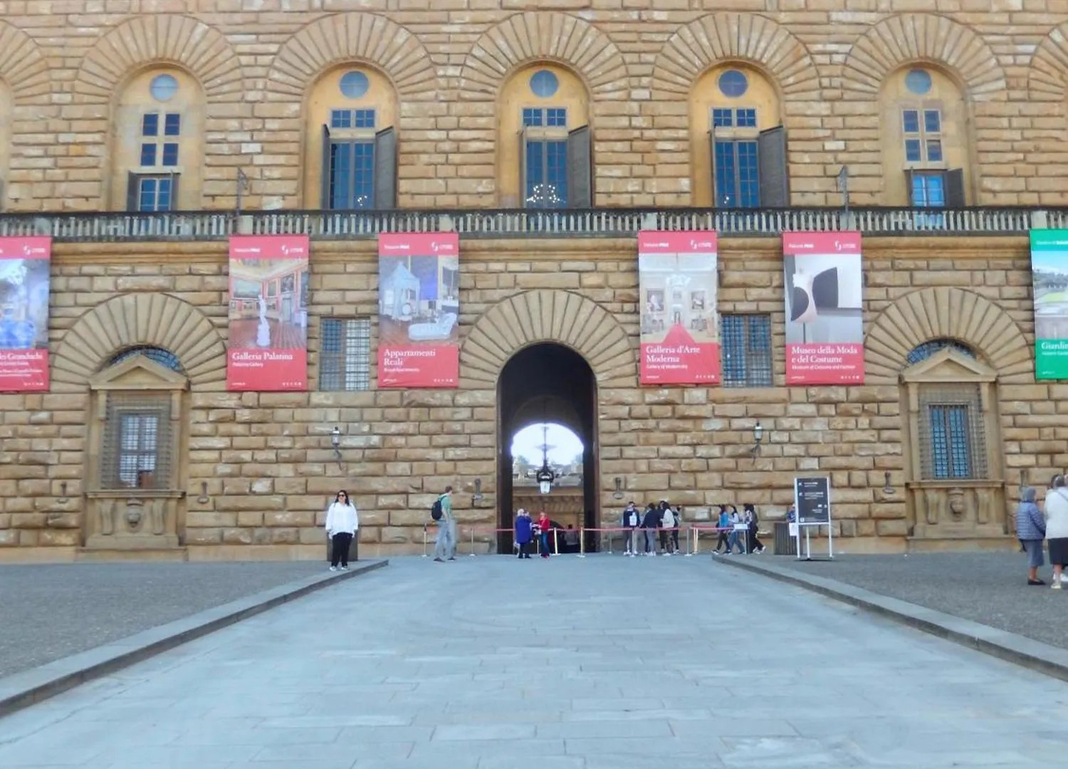 Great Location Just Infront Of Pitti Palace Florence